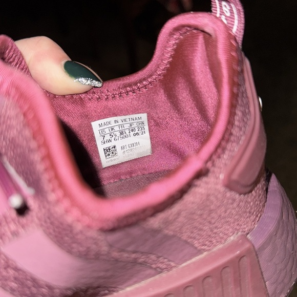 Adidas shoes - Picture 5 of 5